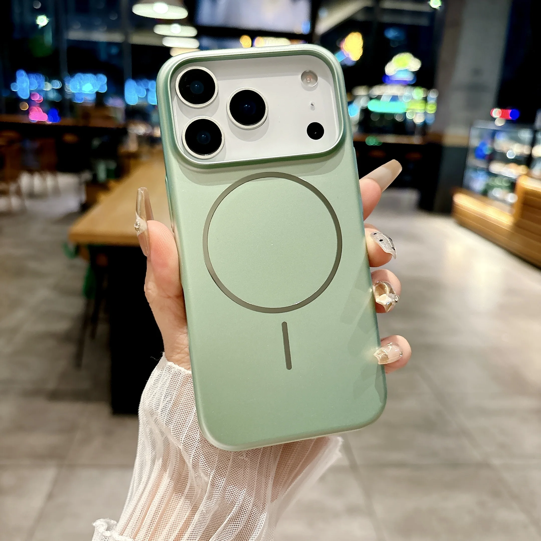 高級マットメタリック超薄型 MagSafe ワイヤレス充電対応ケース iPhone 17 Air 16 15 14 Plus 13 12 11 17 Pro Max ハードカバー