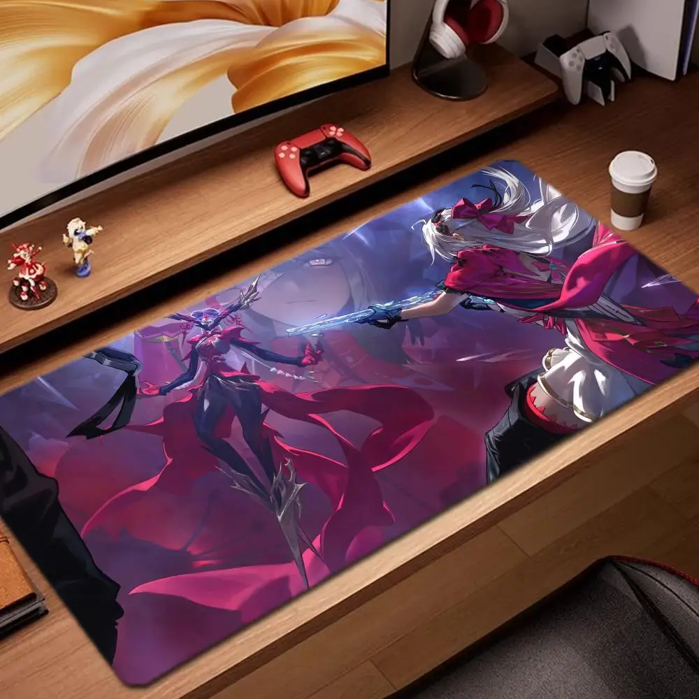 

Carlotta Mouse Pad Game Accessories keyboard pad XXL large locking edge 900X400 mm table mat Gaming mousepad