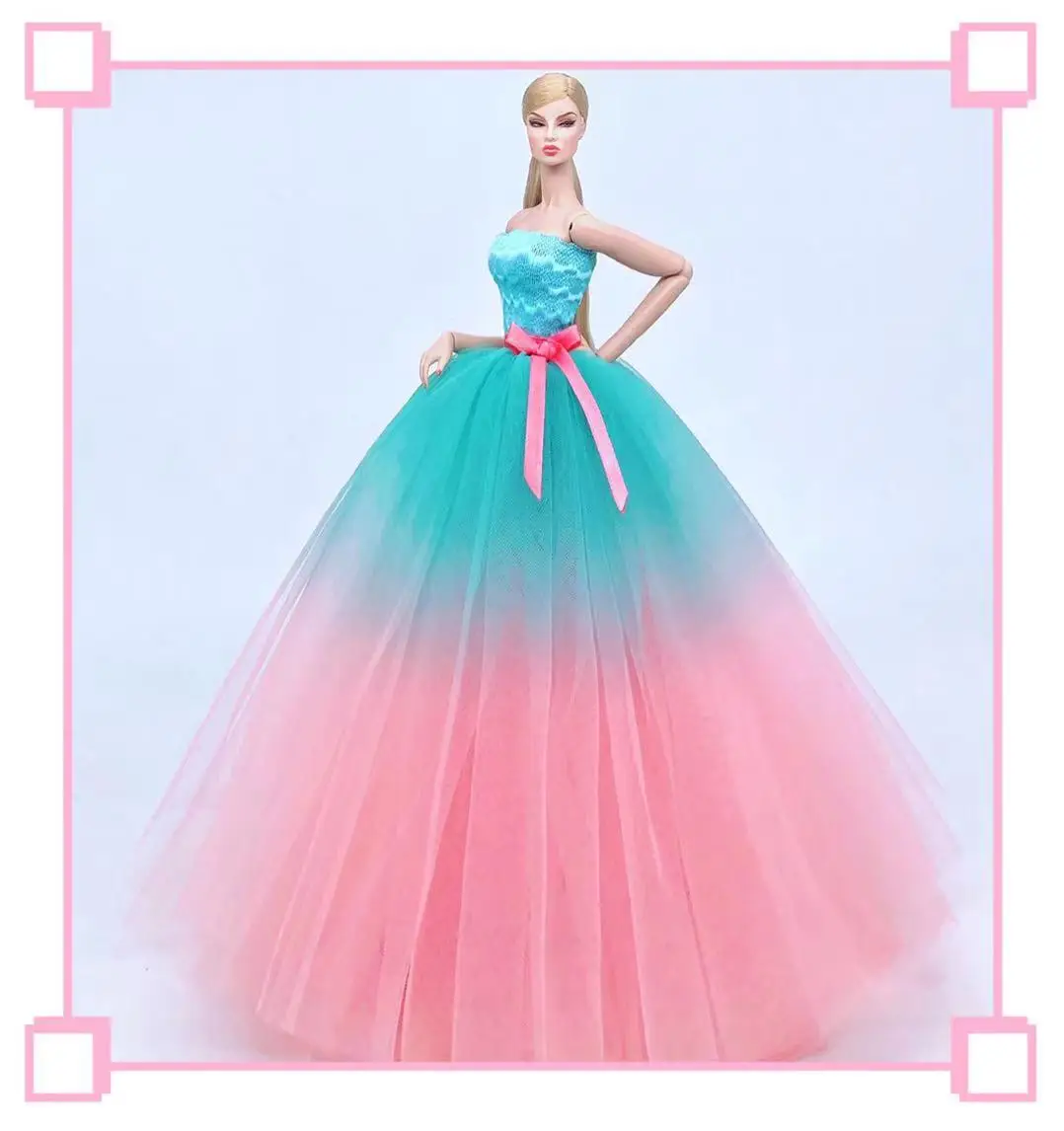 barbie dress to impress - Mystery Models- Small Dolls 3-Pack - Easter Edition - Series 3 - Includes Roblox DLC Code and signature ruffle bag Best Barbie DTI outfit ideas