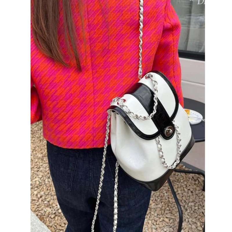 Women's shoulder bag Korean version of the small aroma wind chain backpack female students ins wind backpack oil wax leather