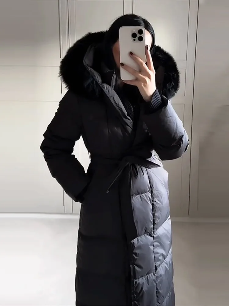 الفراء سترة قطن الشتاء النساء الأسود بطة أسفل السترات خفيفة للغاية الدافئة طويلة سترات الثعلب الفراء طوق الإناث مقنعين معاطف الثلوج