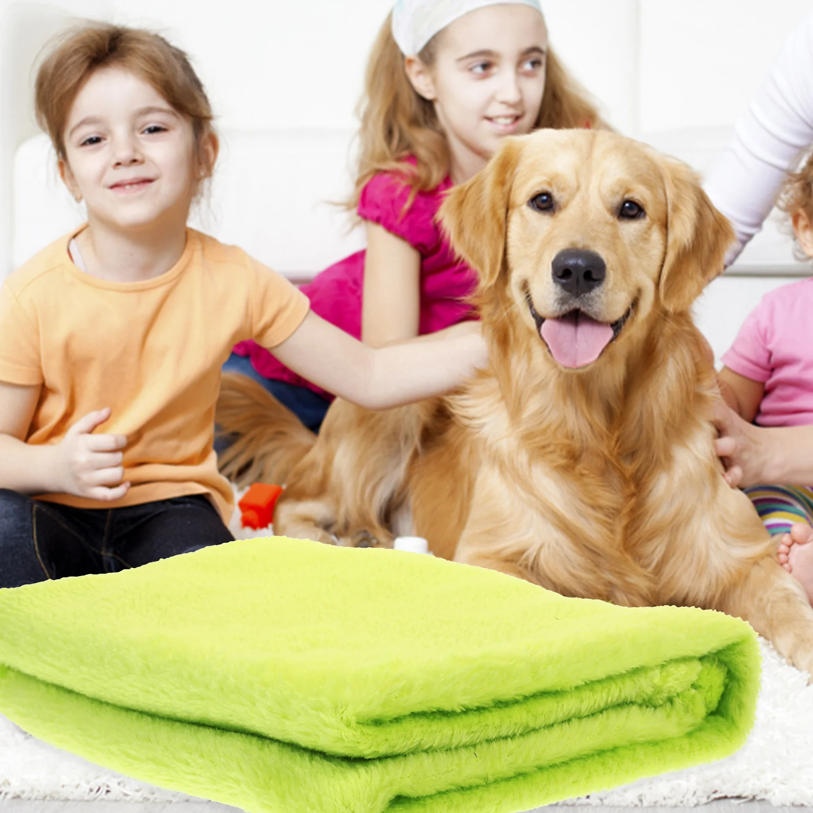 

Flannel Pet Blanket Cozy Fleece Pink Green Dog Couch Travel Pillow Soft Warm Bedding Solid Color Pet Bedding