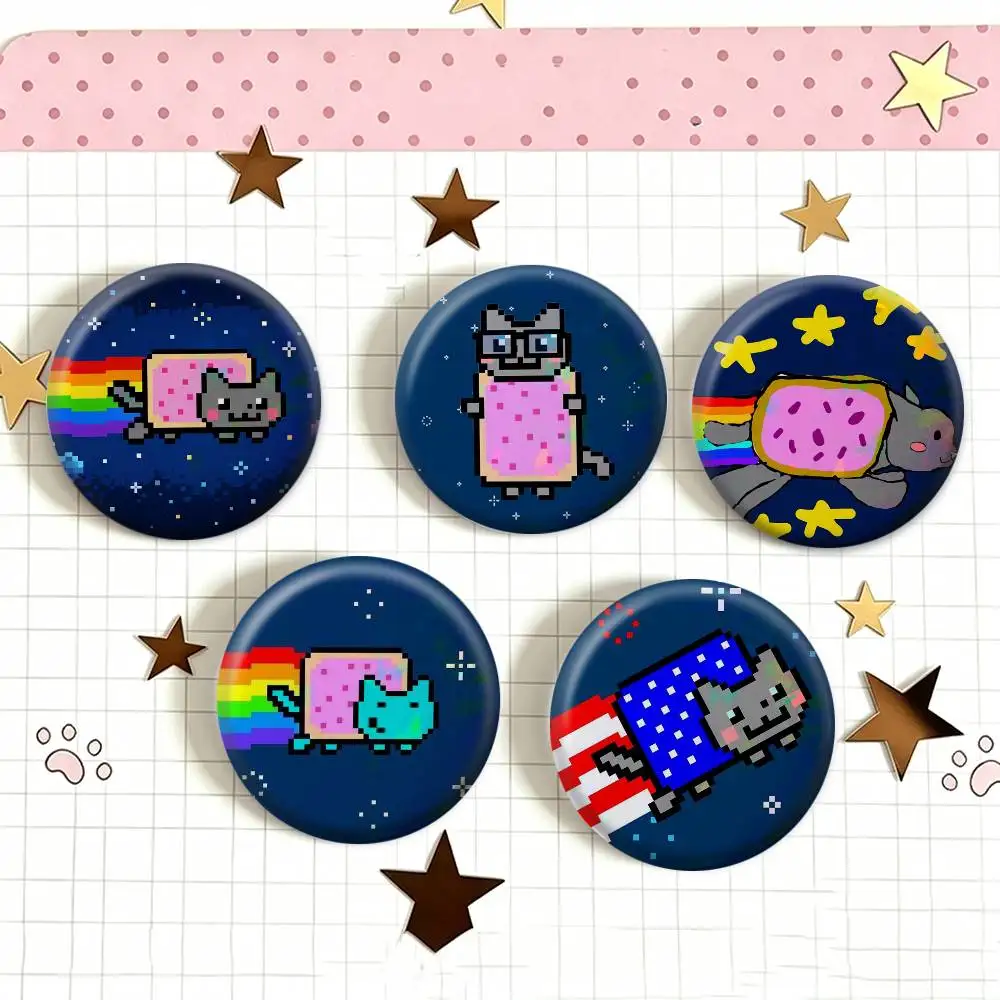 cute Rainbow Alien Nyan Cat    Laser Badge Applicable For Backpack Clothes Hats Decor Creative Accessories