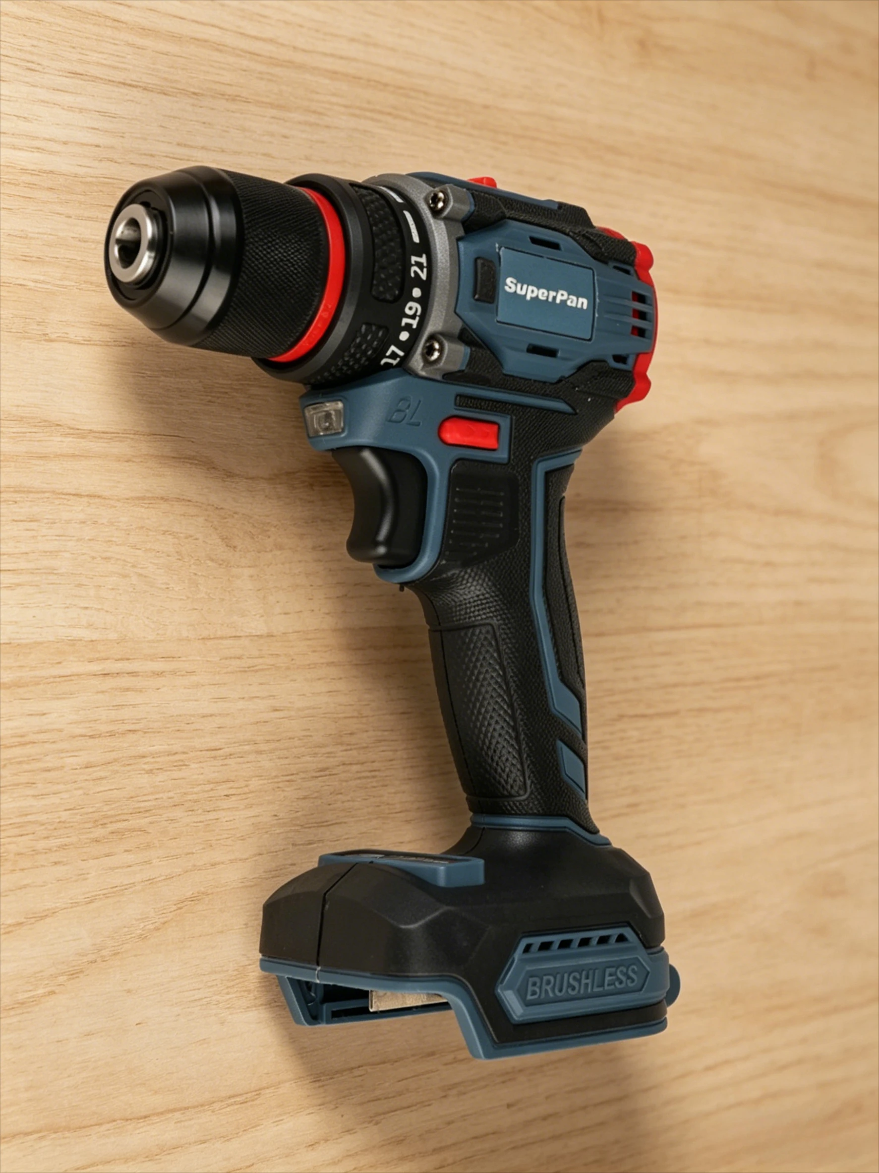 

Легкая бесщеточная дрель 20В, удобная для переноски, крутящий момент 90 Нм, идеально подходит для работ на высоте и задач, требующих вытягивания, совместима с аккумуляторами Makita.