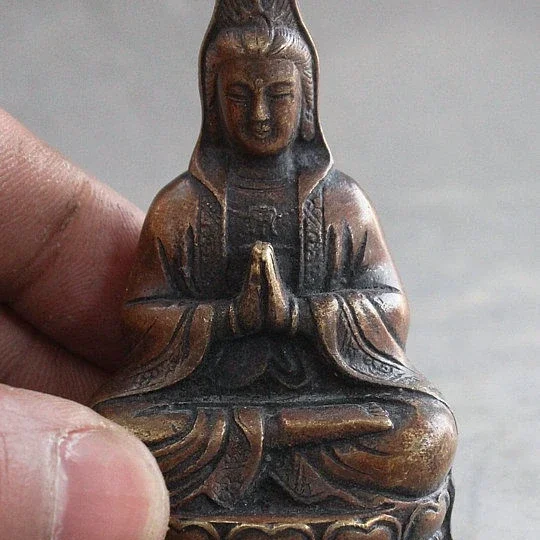 

Chinese Bronze Kwan-yin Boddhisattva Goddess Buddha Statue statuette 8cm