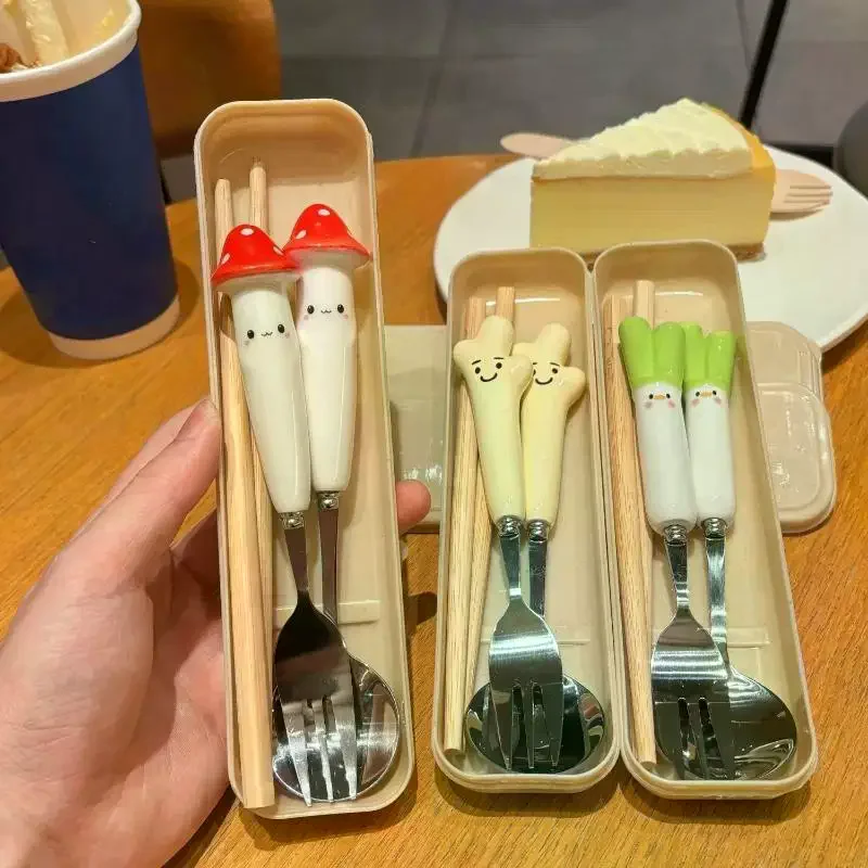 1 Set Cute Carrot Onion Cutlery Set, Cartoon Spoon, Fork and Chopsticks for Students and Children