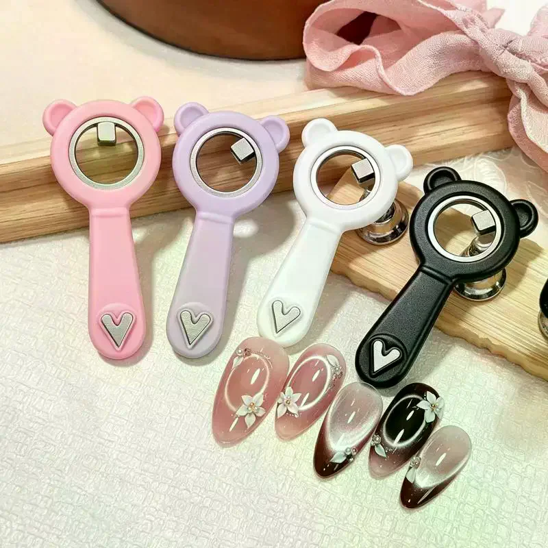 1Pcs Portable 2 In 1 Cute Bear Cat Eye Nail Magnet With Heart And Black Hole Effects Perfect For Home DIY Nail Art Salon Use