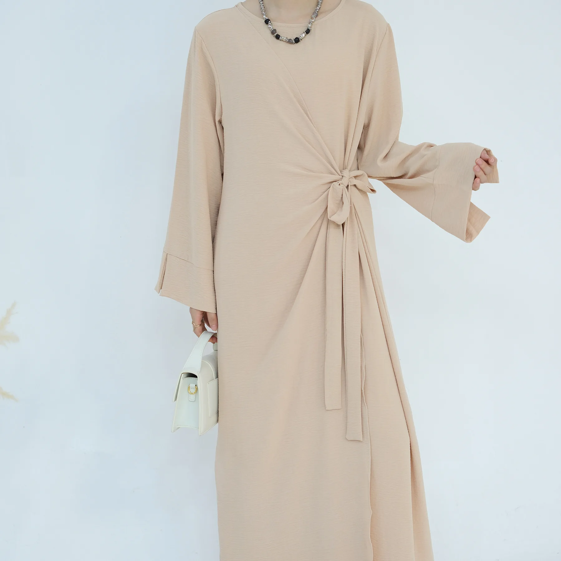 

Элегантные платья-абайи для мусульманок: скромные наряды для молитв на Ид и Рамадан, простые, высококачественные платья с поясом, турецкие кафтаны, арабская одежда.