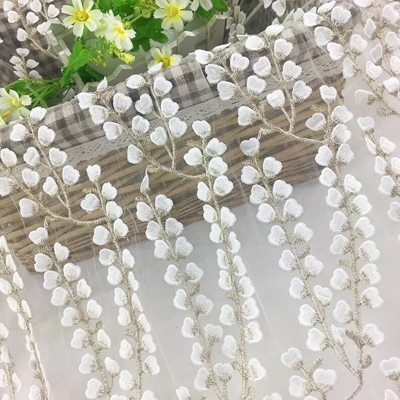 ดอกไม้สีขาวปักลูกไม้ผ้าดอกไม้ผ้าTulleสําหรับสาวชุดTutuชุดแต่งงานชุดเจ้าสาว 1 Yard