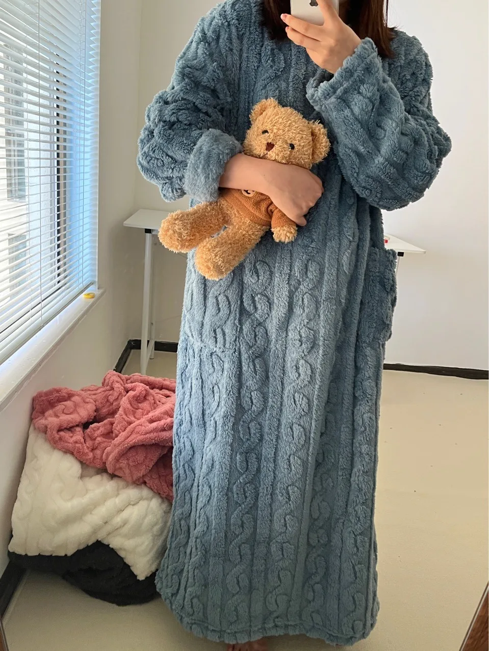 Thickened Warm Plus Size Ladies Pyjamas Flannel Winter Striped Coral Velvet Long-Sleeved Nightwear Bathrobe One Piece Pajamas