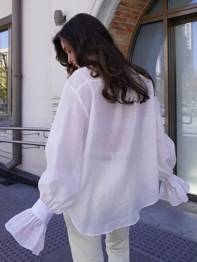 가을 신상 한국 패션 빈티지 우아한 여성 루즈핏 랜턴 소매 라펠 셔츠 오피스룩 캐주얼 솔리드 얇은 블라우스