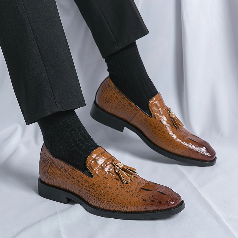 Luxury Brand Men Tassel Loafers Leather Dress Shoes Crocodile Prints Casual Business Slip-On Wedding Party Lightweight Men Shoes