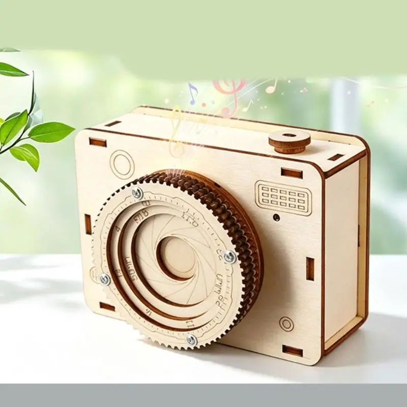 Wooden Camera Craft Set with Hands-On Assembly and Camera-Shaped Display Design for Kids, Students, Classroom Handcraft and H8WD