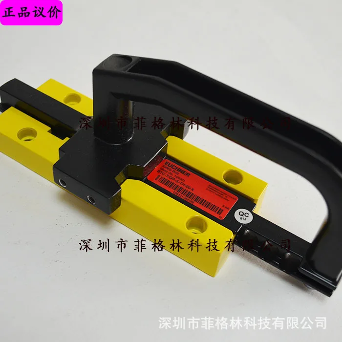 2025 [الصورة المادية] قفل باب أمان EUCHNER الألماني BTC-T/GP-S-TH-00-X