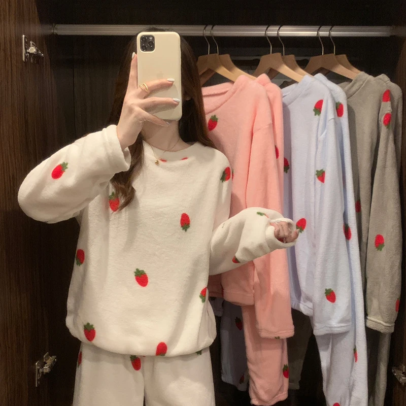 FINETOO Thermal Velvet Jacquard Sleepwear For Women Cute Strawberry Thickened Keep Warm Loungewear Ladies Comfortable Pajama Set