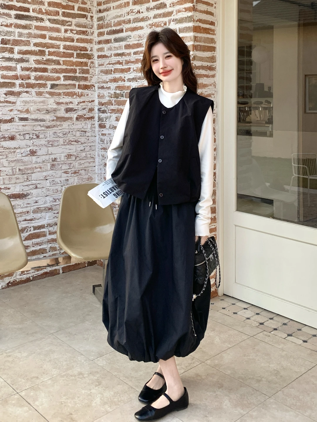 

Elegant Casual Black round Neck Vest Set Women's Spring Autumn New Fashion Bloom Half Skirt Two Piece Set Breathable Short Hi...