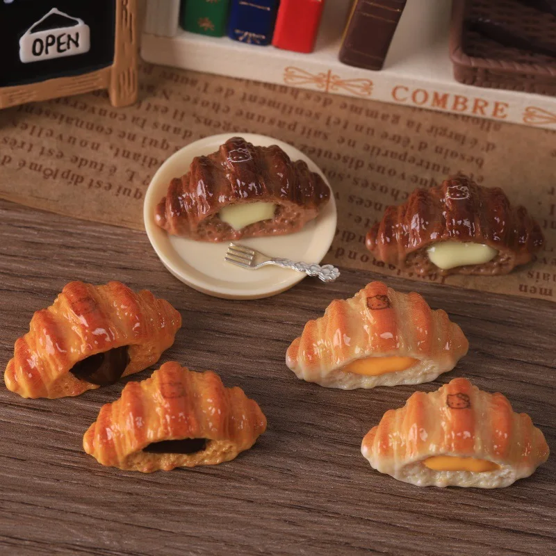 

3pcs Mini Cute Cat Croissant Bursting Cream Bread Model Miniature Resin Model Realistic Fake Food DIY Dollhouse Accessory