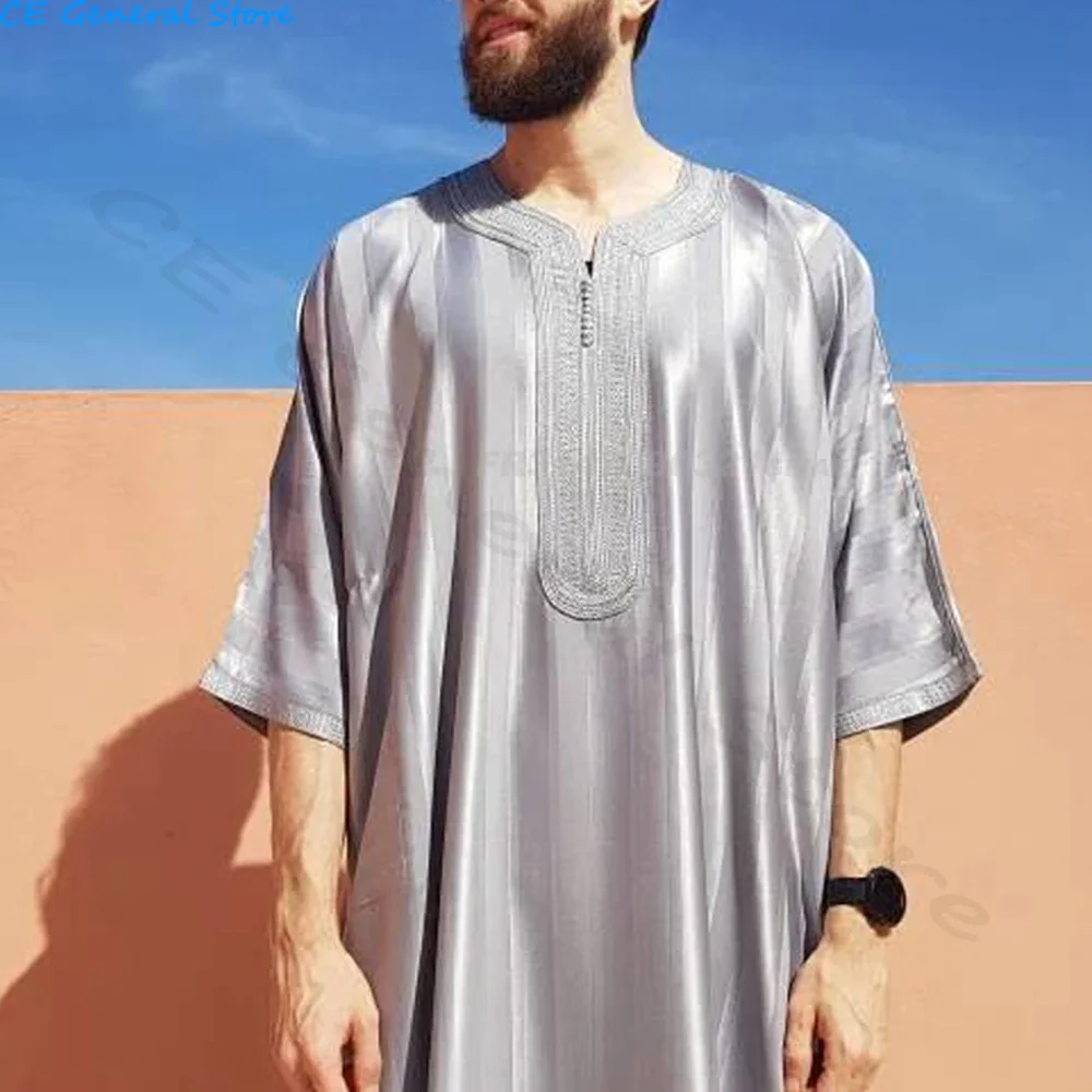 2024 New Men Arab Muslim Fashion Islamic Clothing Men Embroidered Jubba Thobes Homme Moroccan Kaftan Eid Prayer Long Robe Dress