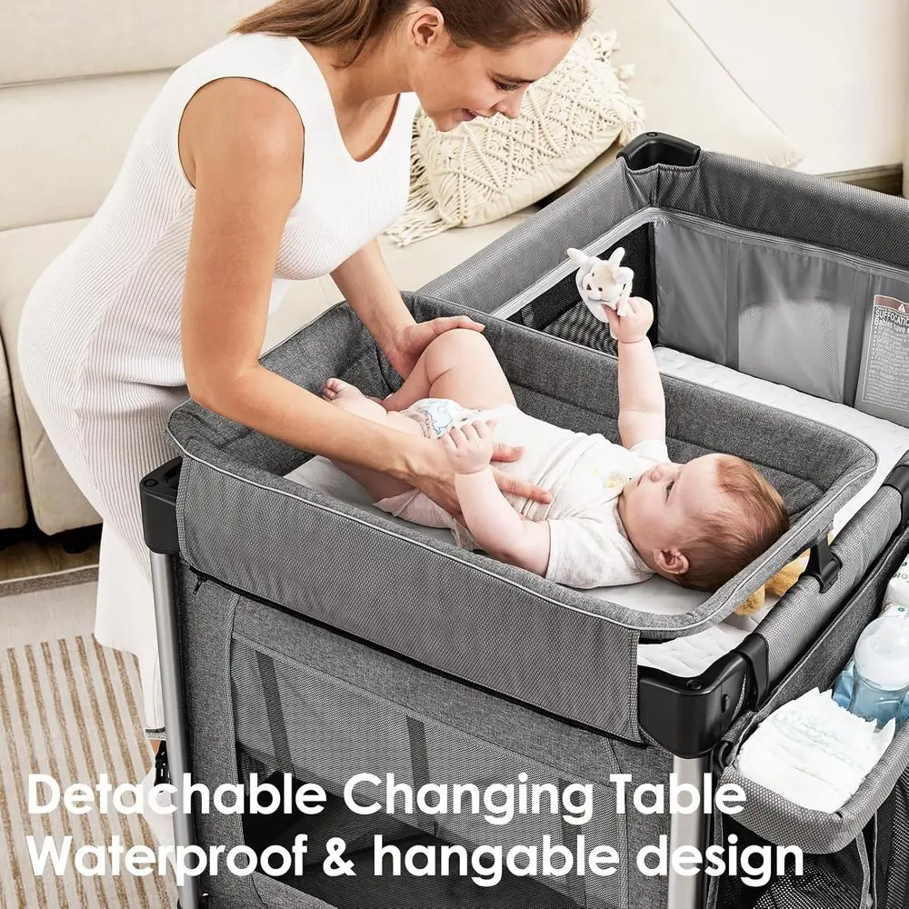 لعب رمادي 4 في 1: سرير قابل للتحويل، سرير بجانب السرير، مبدل الحفاضات لحديثي الولادة إلى الأطفال الصغار