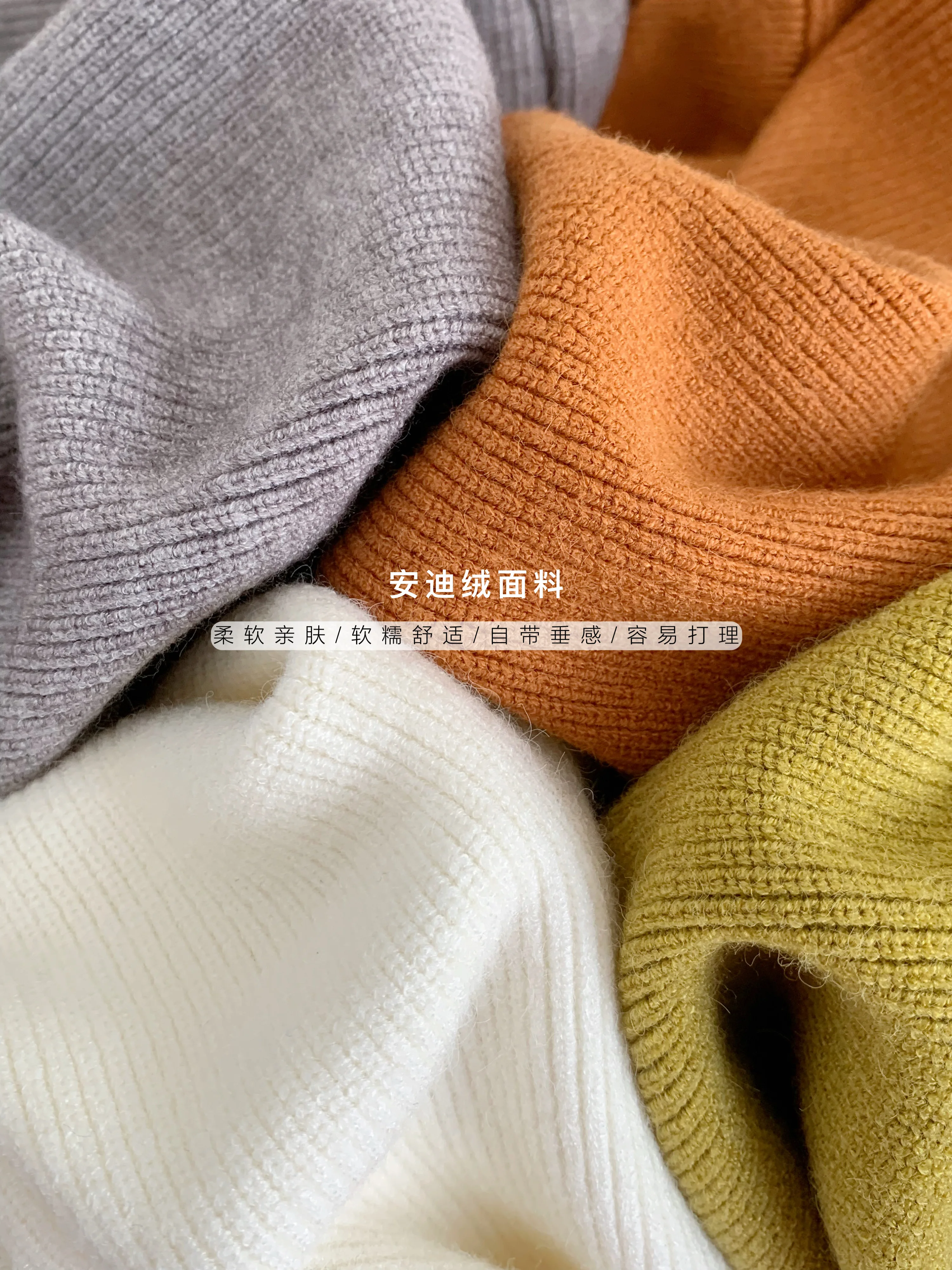 Damski elegancki sweter na jesień i zimę z marszczonym dekoltem, golfem, długim rękawem, jednolity kolor, luźny krój, podkreślający talię.