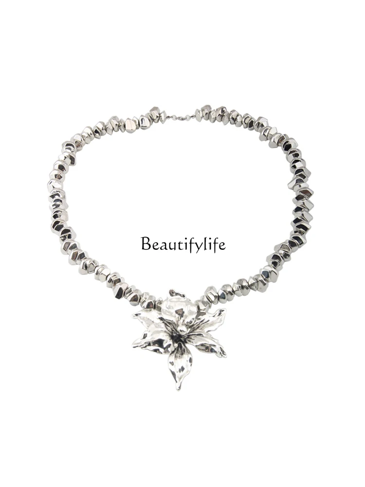 Exaggerated metal big flower long retro irregular silver-plated beaded stacked sweater chain