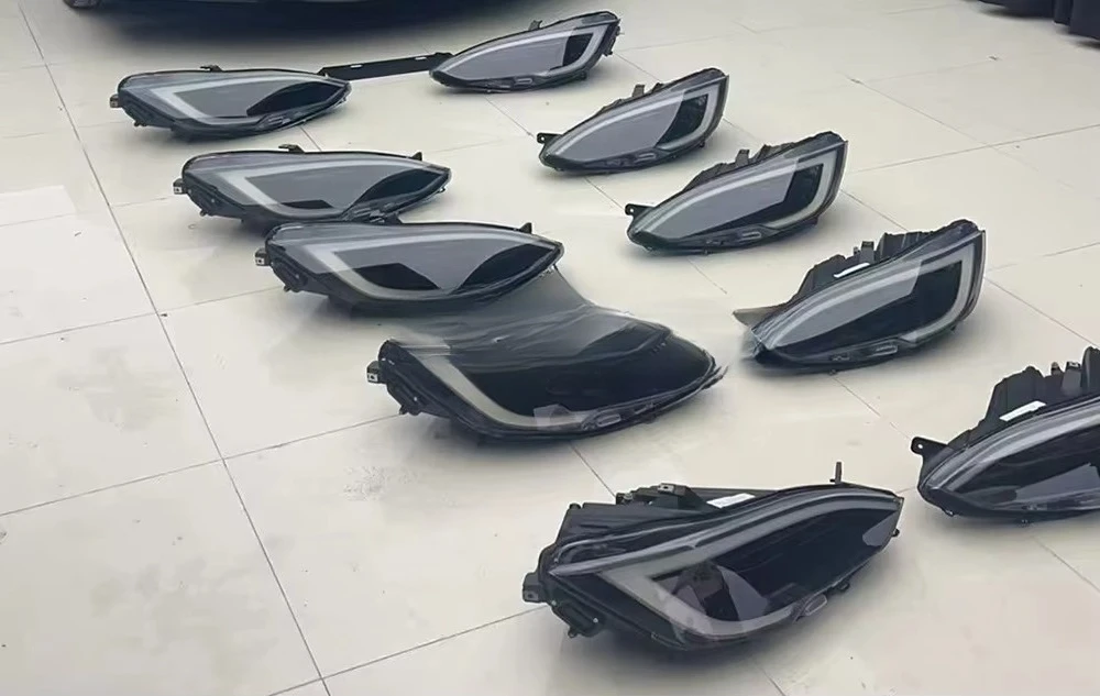 

Новая автомобильная фара типа S, 2014-2022 гг.