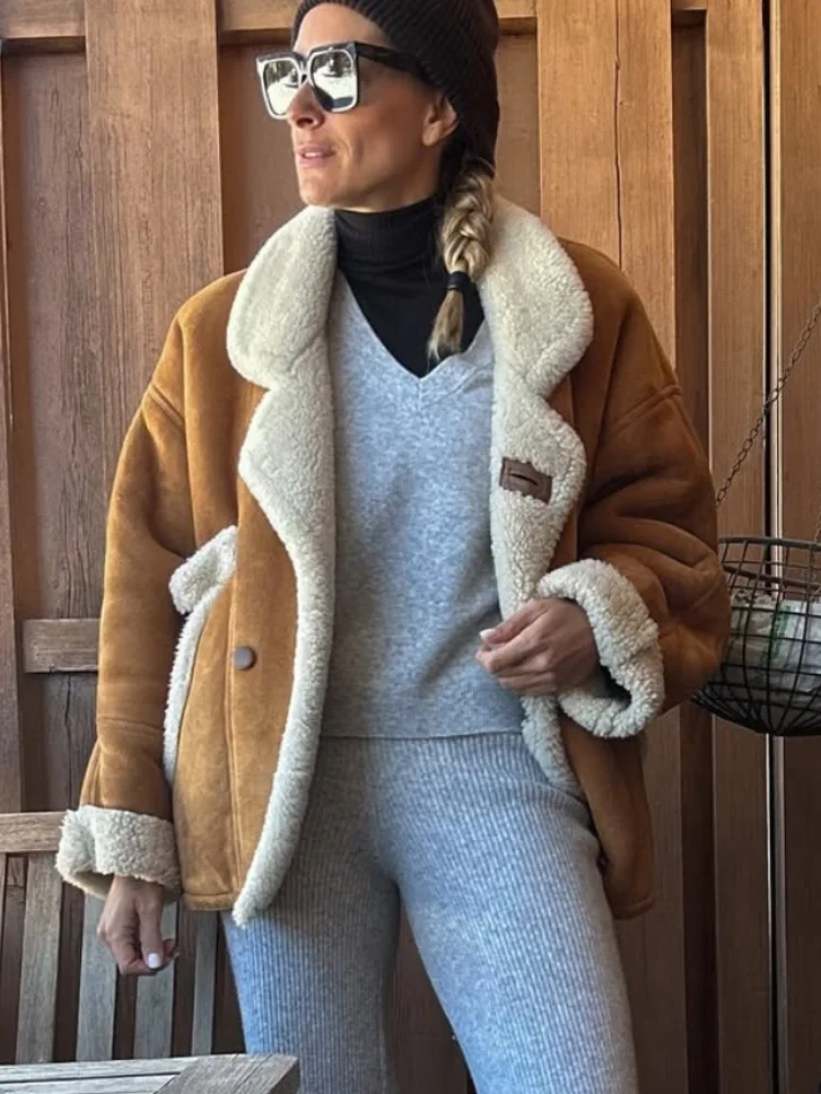 

Loose Short Coat Winter Lady Street Outwear Fashion Lamb Wool Patchwork Suede Jacket Women Lapel Long Sleeve Single Breasted