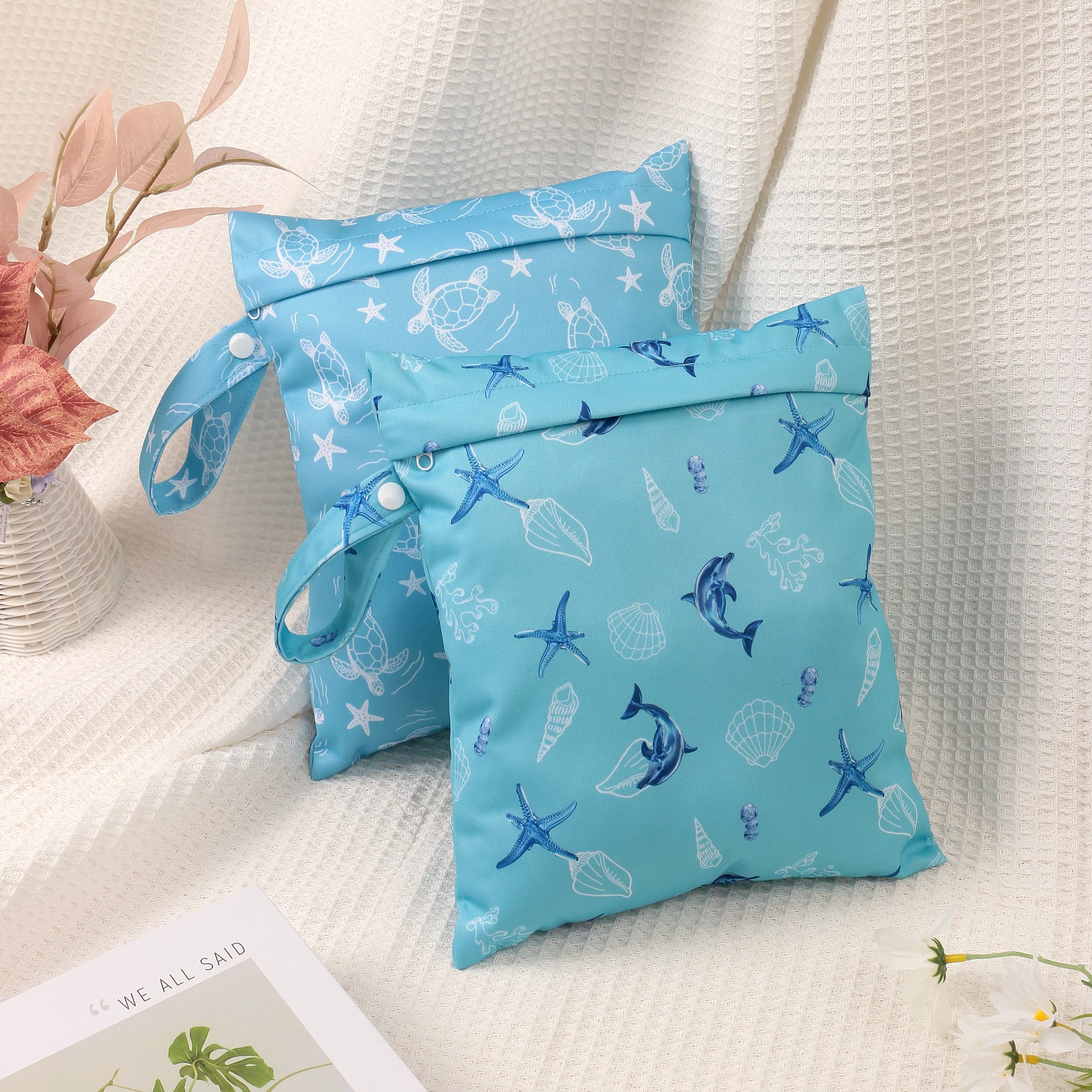 25X30cm Blue Printed Baby Diapers Bag Single Pocket Waterproof Portable Wet Dry Bag with Snap Handle Toiletries Diaper Organize