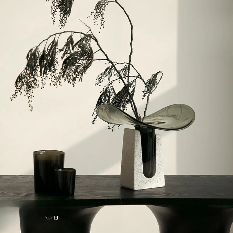 

Vase glass high-end floral ornament living room coffee table side cabinet decoration light luxury flower arrangement