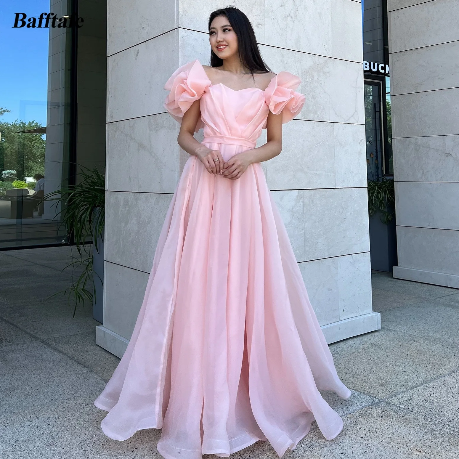 Bafftafe Rosa Organza Lange Ball-Partykleider Rüschen Schulterfrei Brautjungfernkleider Formelles Kleid für besondere Anlässe Maßgeschneidert