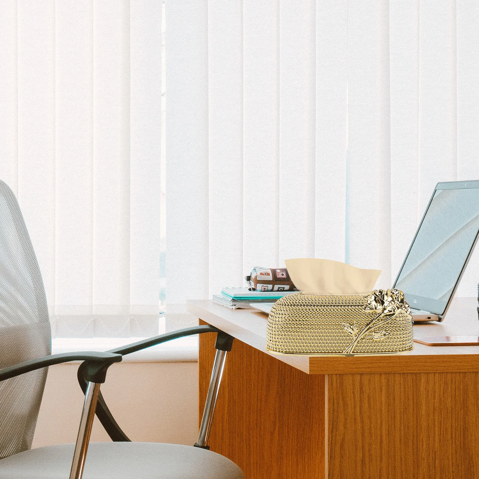 

1Pcs Plastic Tissue Napkin Box Creative Decorative Storage Adornment for Home Hotel Household Furnishing Restaurant Use