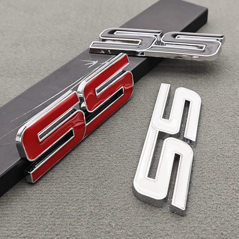 ثلاثية الأبعاد شعار معدني SS جسم السيارة ملصق الخلفي الجذع شارة الجبهة مصبغة شعار لشروليه SS كامارو كروز الاعتدال السترة اكسسوارات