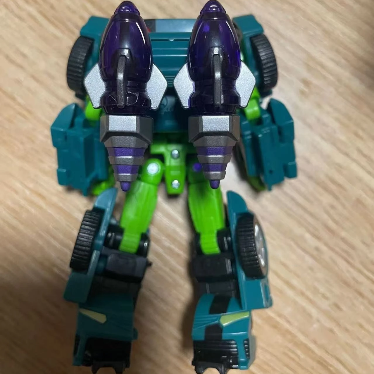 Op voorraad Hasbro Transformers Speelgoed Age of Leaders Fugitive Waspinator Deluxe Klasse 08 Animated Bee Action Figure Robot Gift