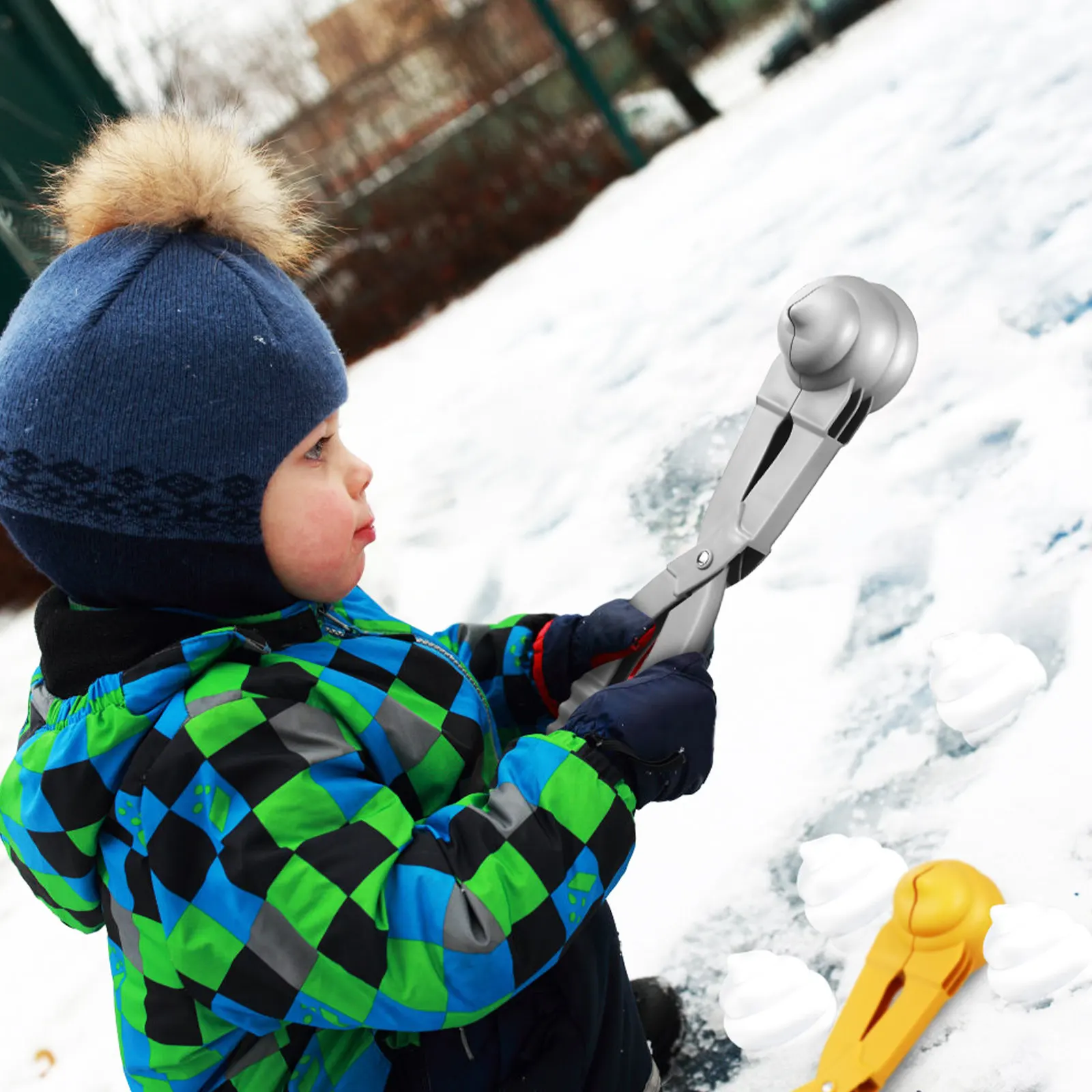 

2Pcs Maker Large Size Snow Ball Pliers for Outdoor Snow Play Ice Sand Mud Building Snowmen Kids Winter