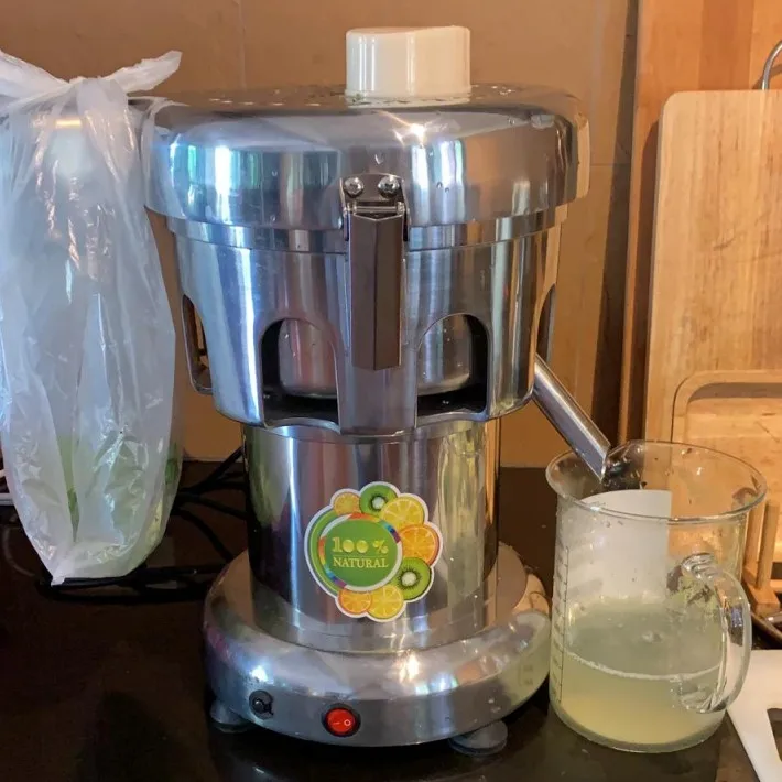 Super September Commercial Grade Blender Fruit Juicer and Vegetable Extractor Machine