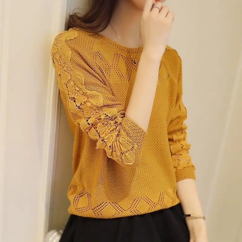 Trendy Autumn Outfit New Round Neck Lace Crochet Long Sleeved Hollow Knit Sweater for Women Loose and Slimming Style