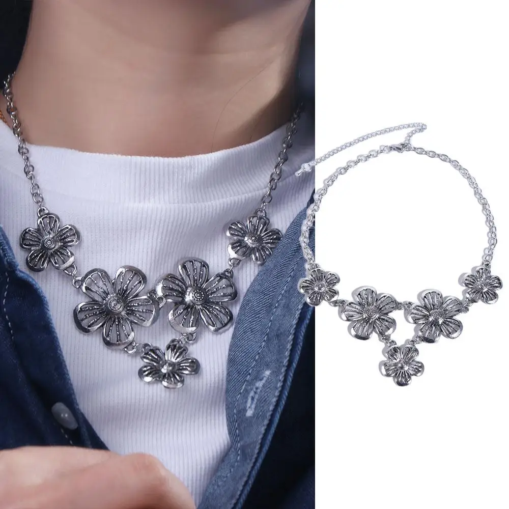 Vintage Hollow Bohemian Flowers Necklace Charm Pendant Boho Ethnic Necklace Jewelry Decor Sweater Chain Party