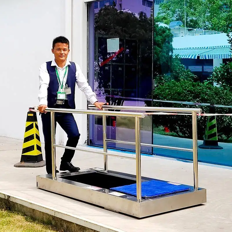 Basketball stadium sole cleaning machine Laboratory automatic shoe washing machine Gymnasium intelligent shoe brushing