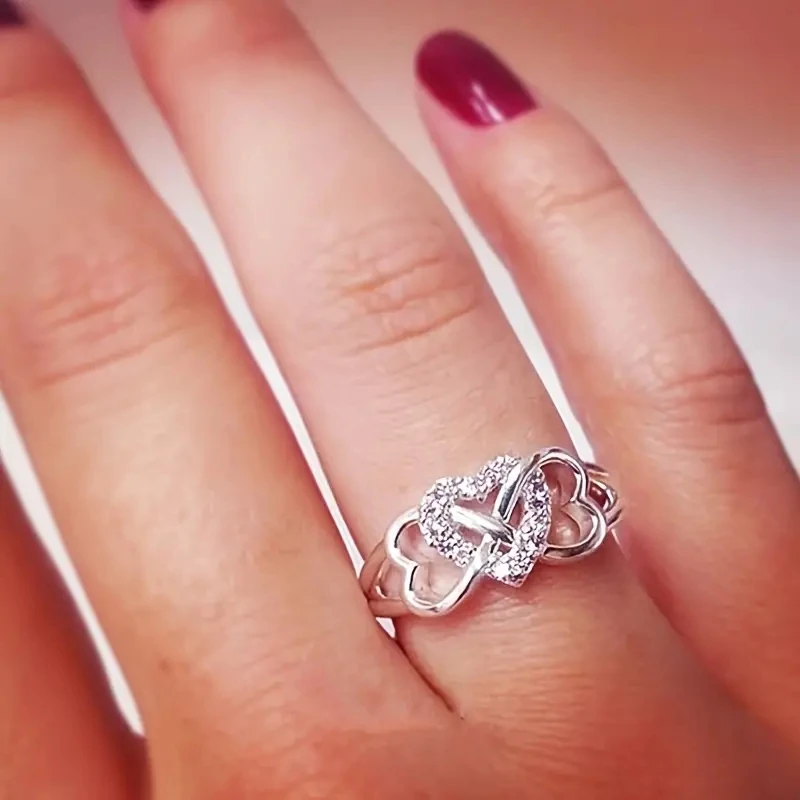 Huitan Multi Color Tiny Zirconia Heart Ring Female Romantic Wedding Bands Silver Color Finger Jewelry Engagement Accessories