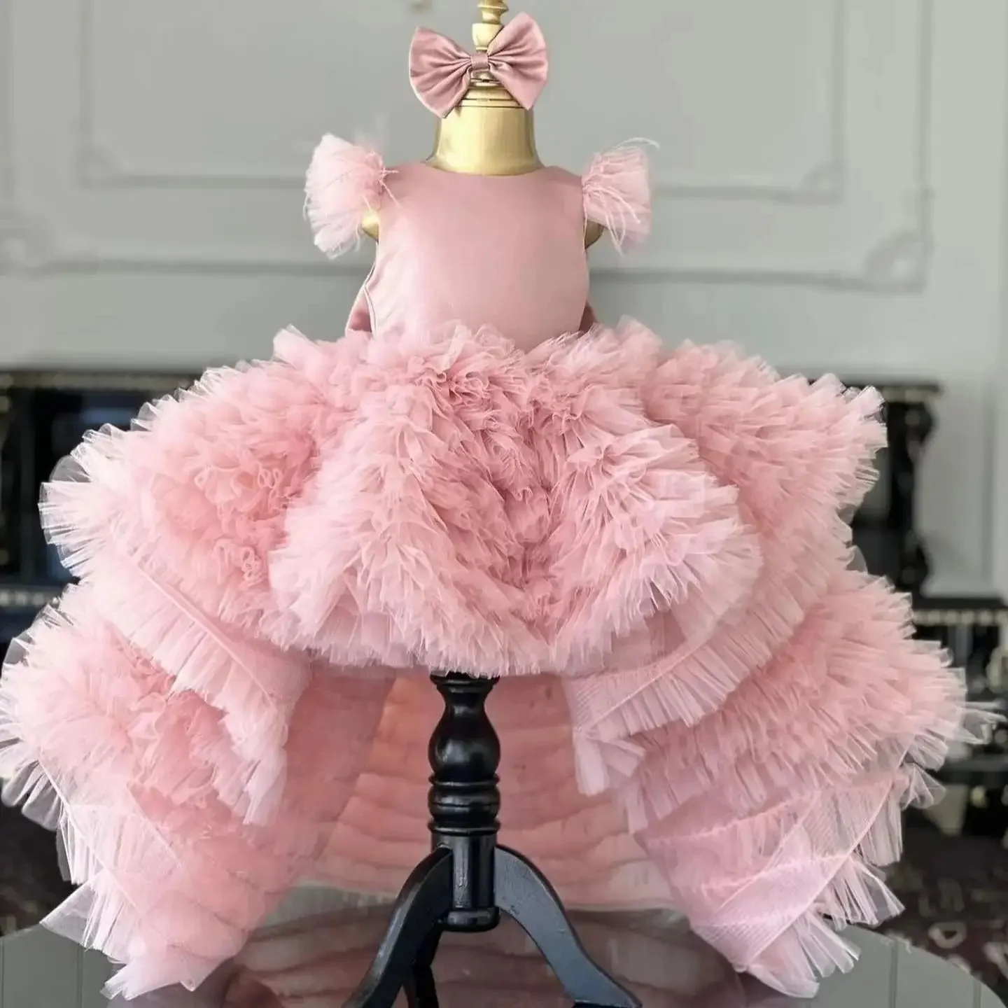 

Customized Light Pink Flower Girl Dress For Wedding Layered Tulle With Bow Luxury Kids Birthday Party Pageant Formal Events Gown