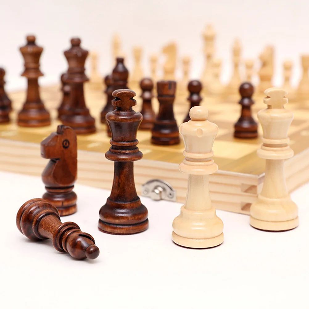 مجموعة واحدة من الشطرنج الدولي الخشبي القابل للطي مع خطوط شفافة وتصميم مشرق للاستخدام الداخلي والخارجي لعبة السفر #6