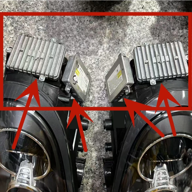 

Four Headlight Modules for Porsche 981