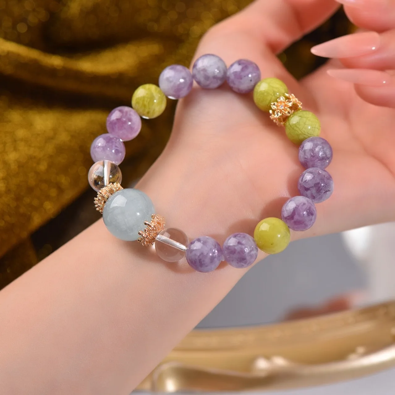 الجدة الطبيعية كريستال الأخضر غطاء الحليب الزبرجد سوار المرأة الخفيفة الفاخرة الأزياء محظوظ سوار