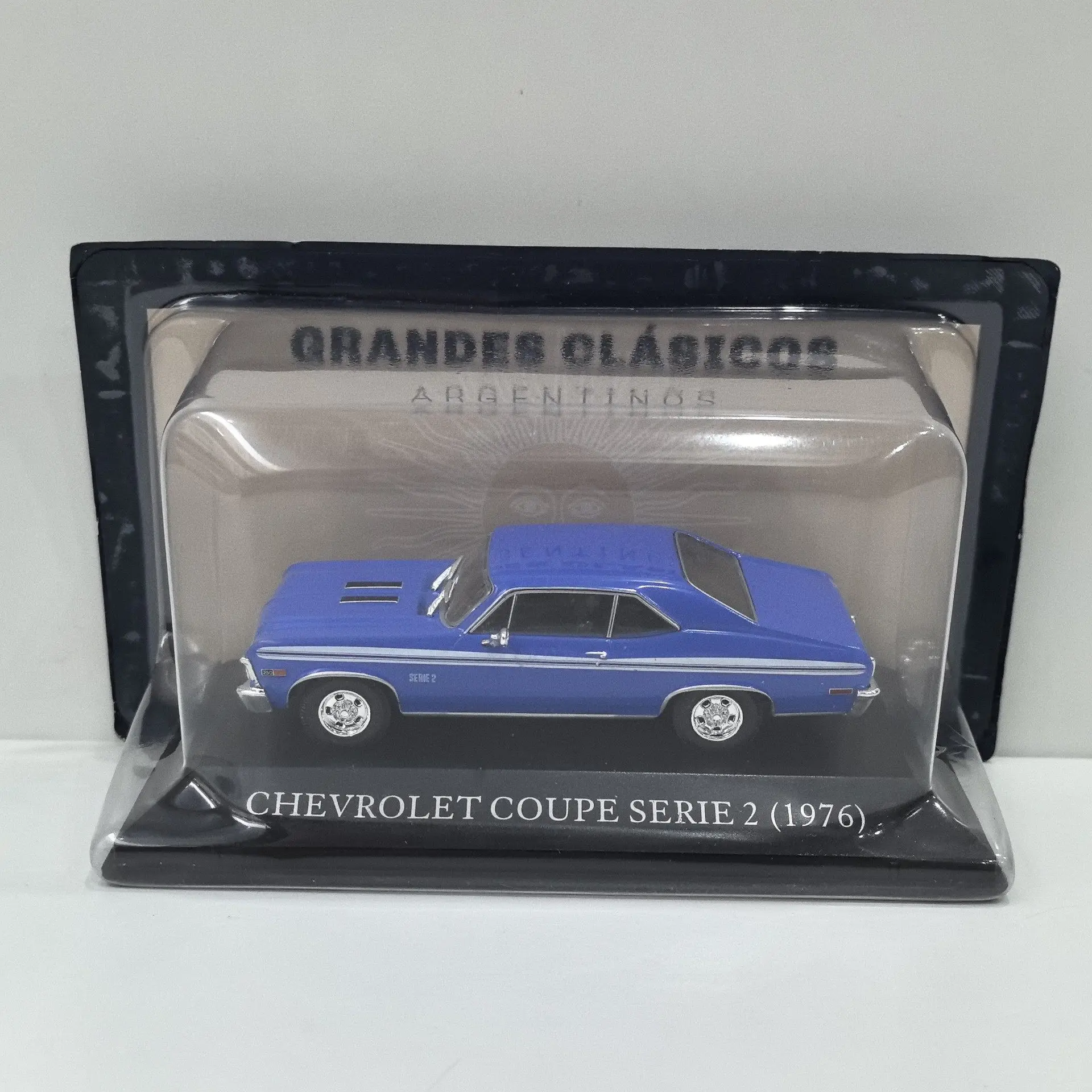 

Модель автомобиля IXO 1/43 Scale COUPE SERIE 2 1976 из литого металла
