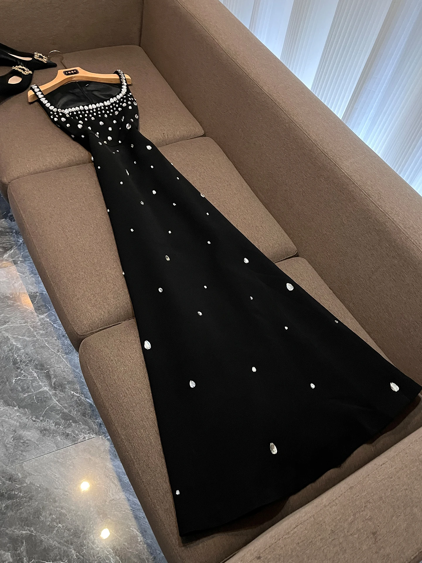 

Вечернее платье Ele Celebri 2025: Новинка, тяжелое, расшитое бисером и стразами, с длинным рукавом, из полиэфирного волокна AZ2...