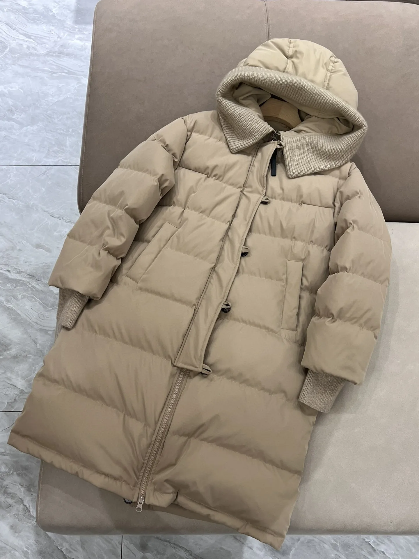 Autumn Winter 2024 Women's Clothing Hooded White Goose Down Jacket Mid-length Hooded Down Jacket