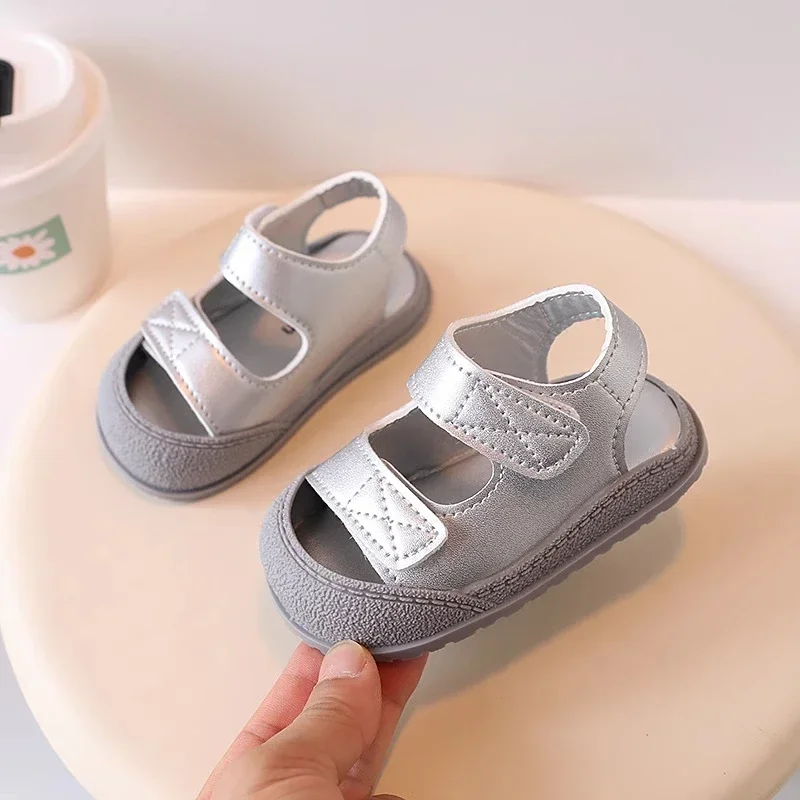 

2025 Fashion Girl Shoe Summer Simple Sandals Soft Sole Comfort Anti Slip Kid Shoe Trendy Retro Walkers Light Daily Boys Shoes