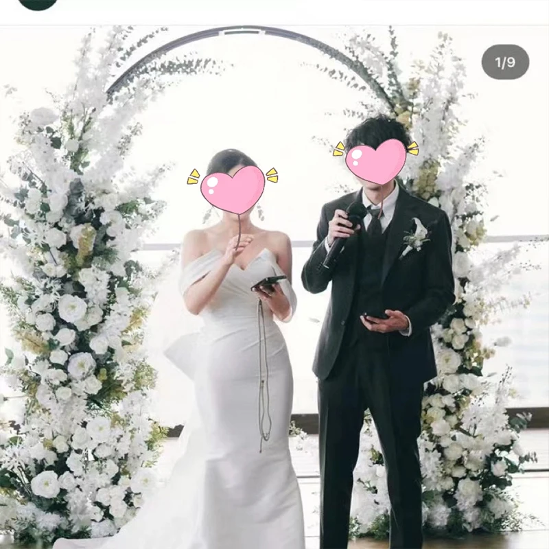 صف زهور مقوس على شكل قرن ، خلفية زفاف ، ترتيبات زهور ، أرضية طريق رصاص ، وردة بيضاء ، صفير ، ورقة خضراء ، ديكور حفلات #3