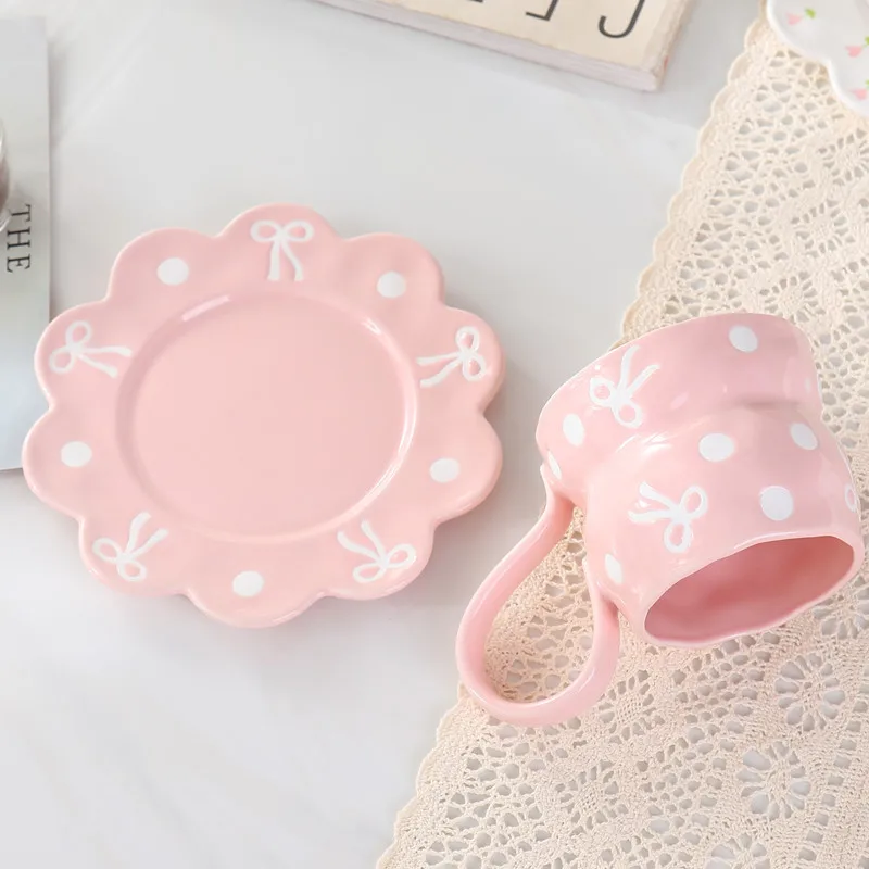 Hand-Painted Girl Ceramic Mug, Instagram Style Hand-Pinched Coffee Set,for Afternoon Tea,Cute Gift for Women,Aesthetic Drinkware
