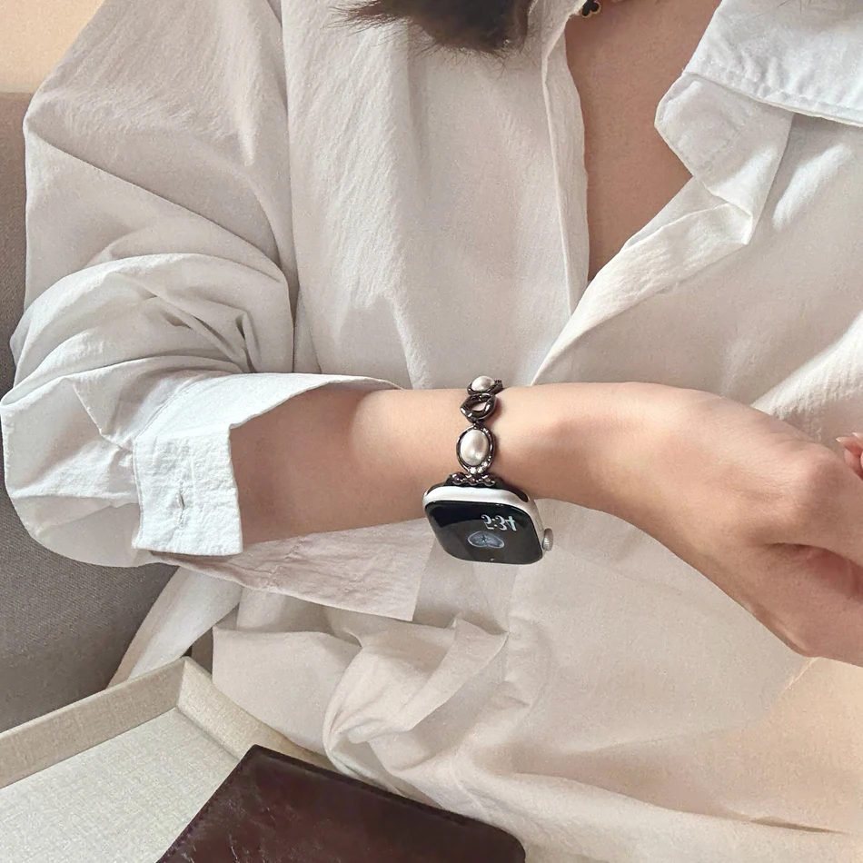 Luxury Exquisite Pearl Bracelet Strap for Apple Watch 11 10 9 8 7 6 5 4 3 SE Ultra Band Iwatch Series 38 40 41 42 44 45 46 49 mm